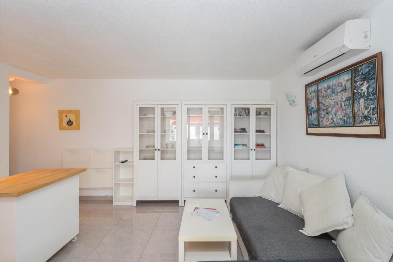 Апартаменты Lightbooking San Agustin Montenegro Экстерьер фото